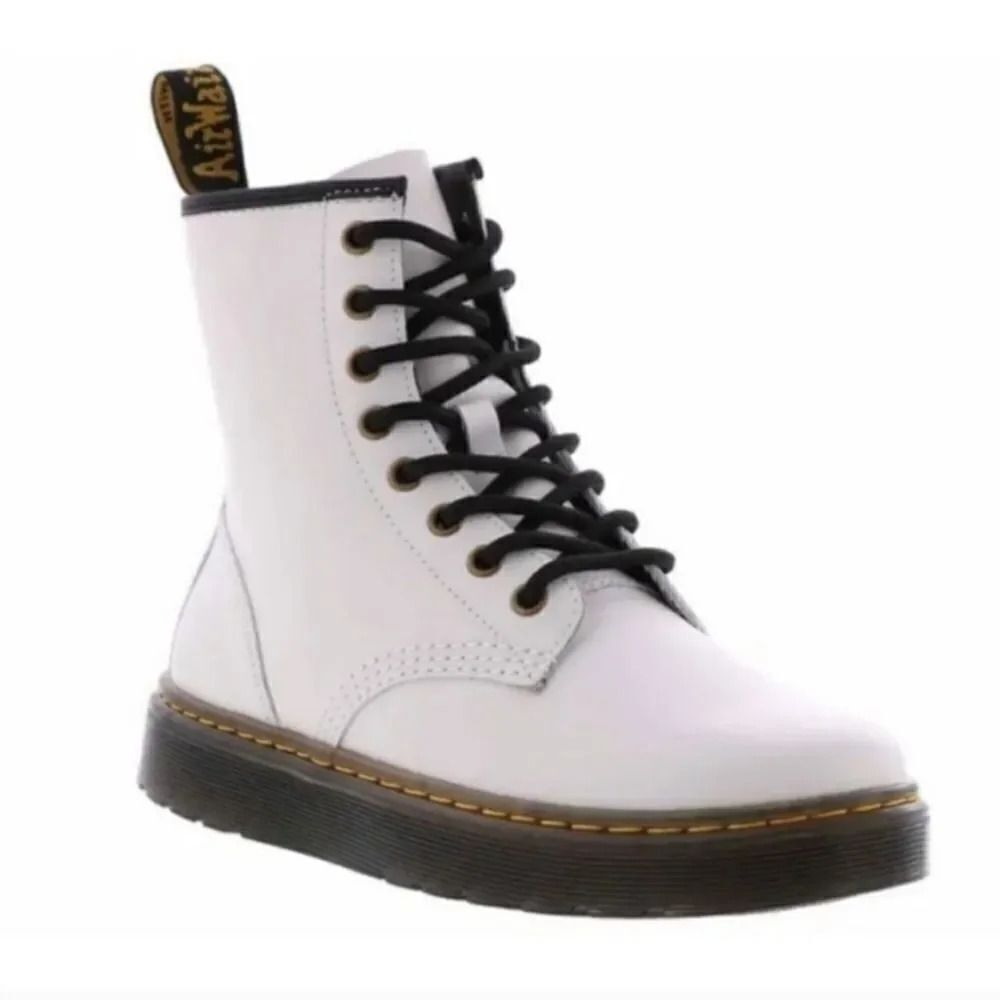 NEW Dr. Martens Zavala T Lamper Combat Boot in White Leather Unisex M 10/W 11